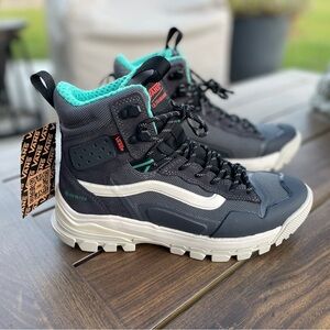 Vans Ultrarange EXO MTE-3 Hi GoreTex boots shoes M 7 / W 8.5 NWT